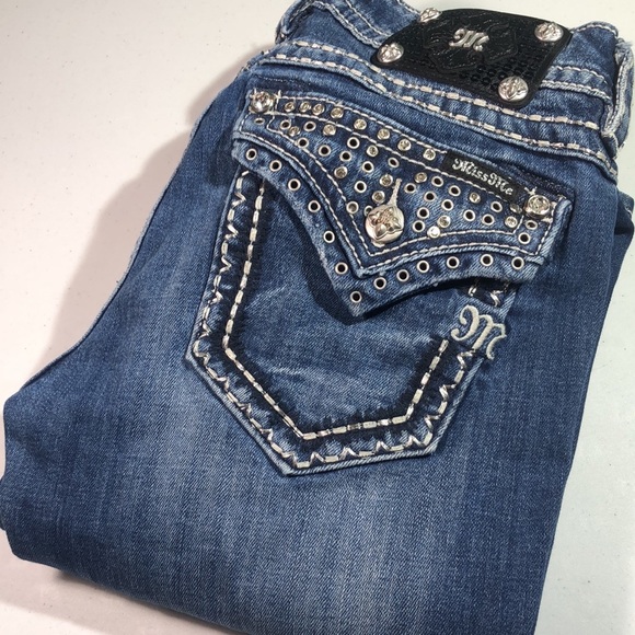 * MISS ME PREMIUM VINTAGE SIGNATURE BOOT JEANS 29x34” 😎